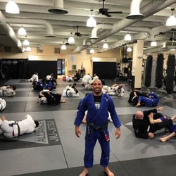 Uzcategui Brazilian Jiu Jitsu - Night class