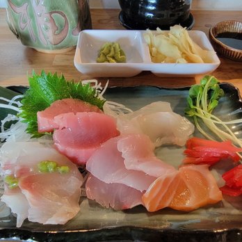 Momo Sushi - Sushi Bars Near Me - Riverside, California Momo Sushi - Sushi Bars Near Me - Riverside, California