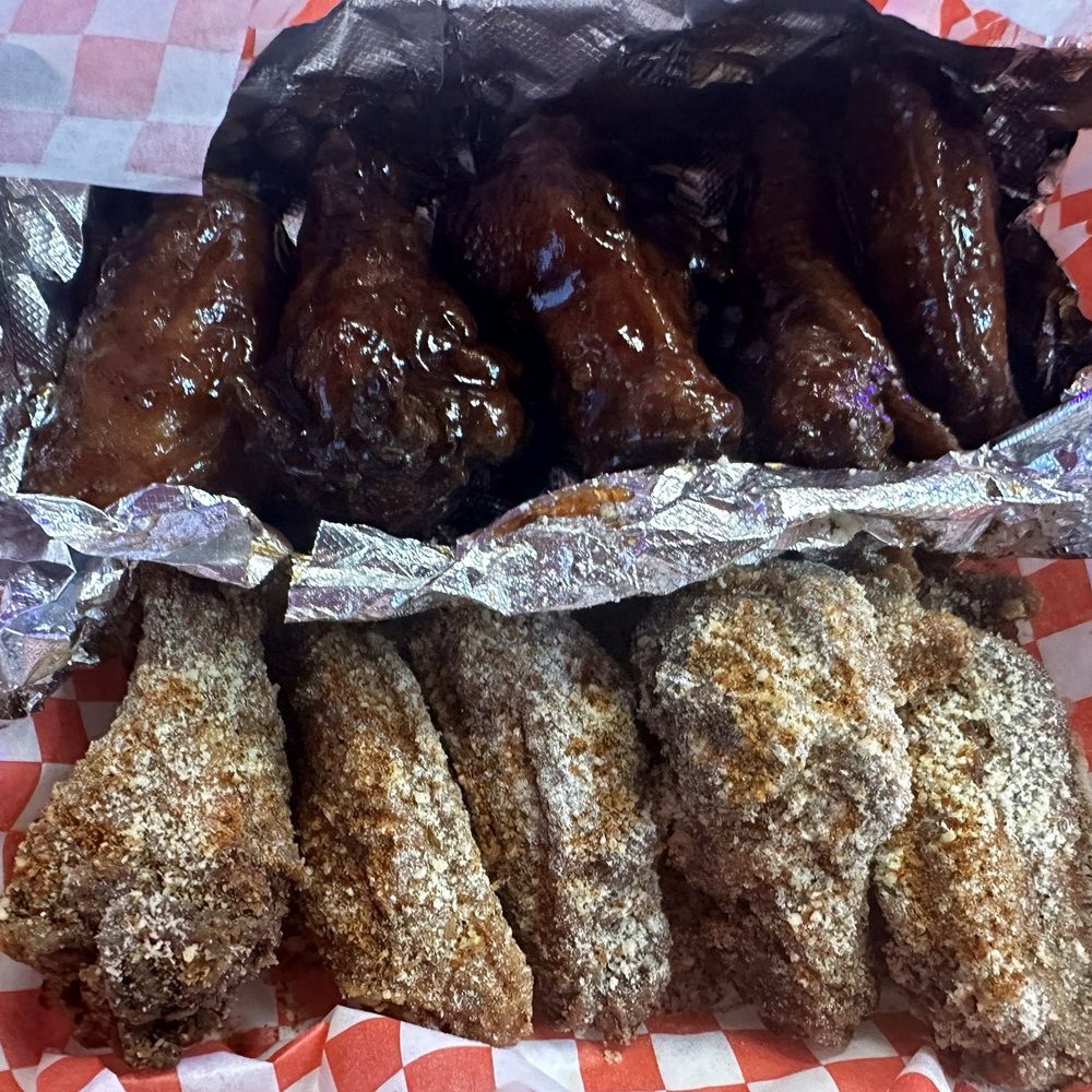 Gossip Shack 2 - CPR and Bustdown - Chicken Wings Near Me - Pflugerville, Texas Gossip Shack 2 - CPR and Bustdown - Chicken Wings Near Me - Pflugerville, Texas