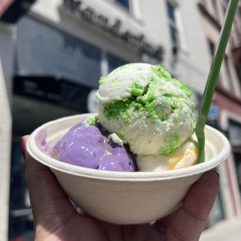 Wanderlust Creamery - Ube Malted Crunch, Pandan Tres Leches, Sticky Rice+Mango (IG: eatingwithkreng) - Ice Cream & Frozen Yogurt Near Me - Pasadena, California Wanderlust Creamery - Ube Malted Crunch, Pandan Tres Leches, Sticky Rice+Mango (IG: eatingwithkreng) - Ice Cream & Frozen Yogurt Near Me - Pasadena, California