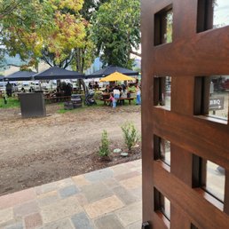 The door from the main shop to the picnic area. The door from the main shop to the picnic area.