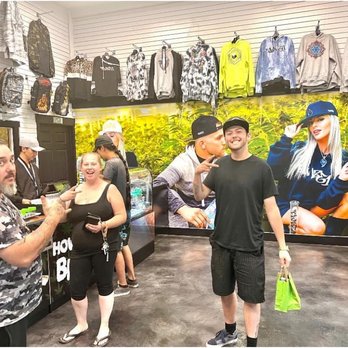 Blaze 1 Dispensary - Great products and cool people! Come see our fresh fresh vibe! - Cannabis Dispensaries Near Me - Dunsmuir, California Blaze 1 Dispensary - Great products and cool people! Come see our fresh fresh vibe! - Cannabis Dispensaries Near Me - Dunsmuir, California