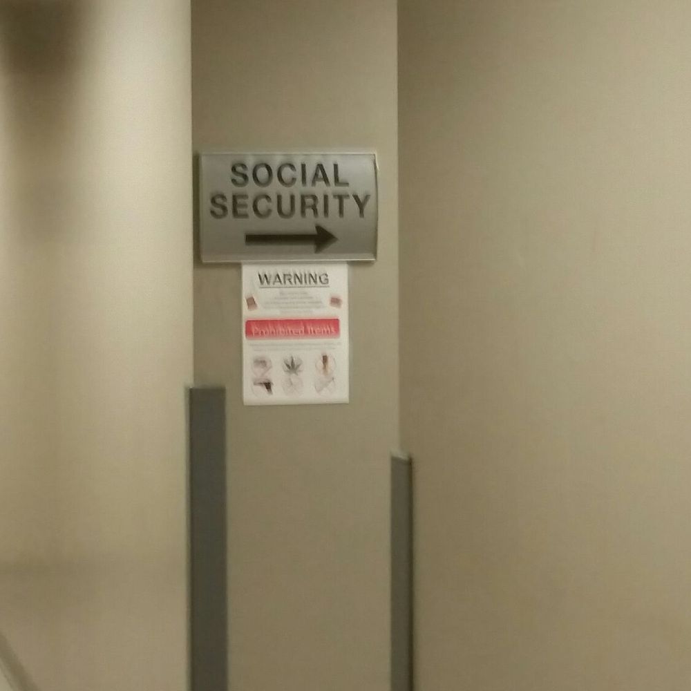Social Security - Sign on 6th floor down the hall from the elevator noting the way to the entrance. - Public Services & Government Near Me - Los Angeles, California Social Security - Sign on 6th floor down the hall from the elevator noting the way to the entrance. - Public Services & Government Near Me - Los Angeles, California