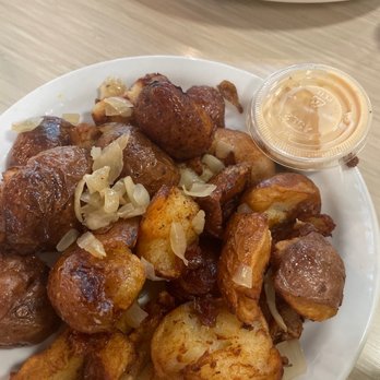 Chicago Waffles - Fried Breakfast potatoes with onions - Breakfast & Brunch Near Me - Chicago, Illinois Chicago Waffles - Fried Breakfast potatoes with onions - Breakfast & Brunch Near Me - Chicago, Illinois
