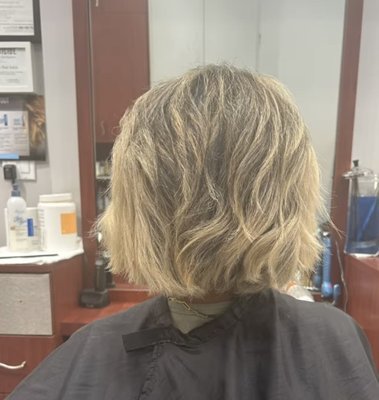 Gugush Hair Studio by null