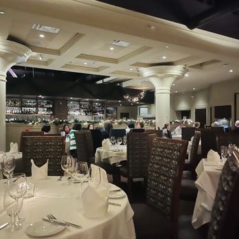 Davio's - Steakhouses Near Me - Braintree, Massachusetts