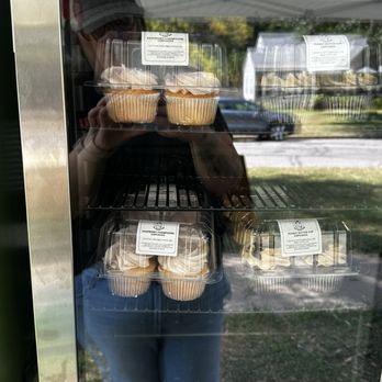 The Frosted Frog - Bakeries Near Me - Terrell, Texas