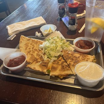 The Hooley Pub & Kitchen - Veggie Quesadilla - Irish Pub Near Me - Strongsville, Ohio