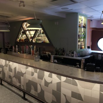 The Living Room - Bar counter~ - Tapas/Small Plates Near Me - Vancouver, British Columbia