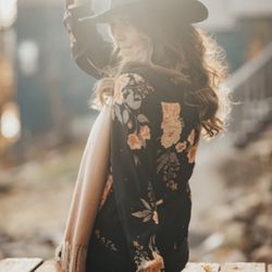 Malena Boutique - We Love Fall!