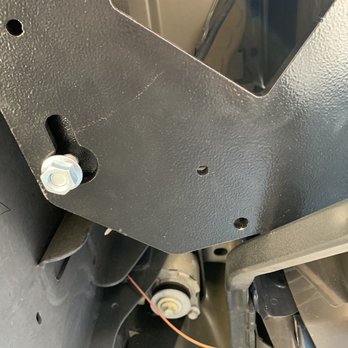 Torklift Central - Bracket hitting running board bracket - RV Repair Near Me - Kent, Washington