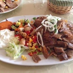 Gaststätte Türkis - Dönerteller mit Pommes Frites