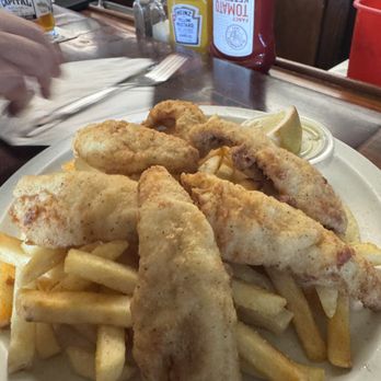 Villa Tap - Lake Perch for the win - Dive Bars Near Me - Madison, Wisconsin Villa Tap - Lake Perch for the win - Dive Bars Near Me - Madison, Wisconsin