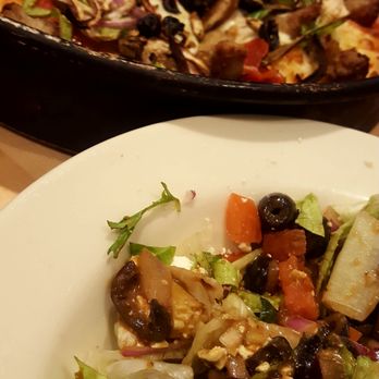 Old Chicago Pizza + Taproom - Pizza Near Me - Joplin, Missouri
