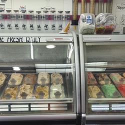 Sweet Spot - Ice cream case 1