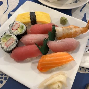 Sunrise Restaurant - Sushi Bars Near Me - Honolulu, Hawaii