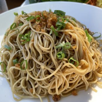 Star Noodle - Garlic Noodles - Asian Fusion Near Me - Lahaina, Hawaii