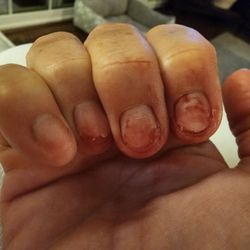 Oaks Nails Spa