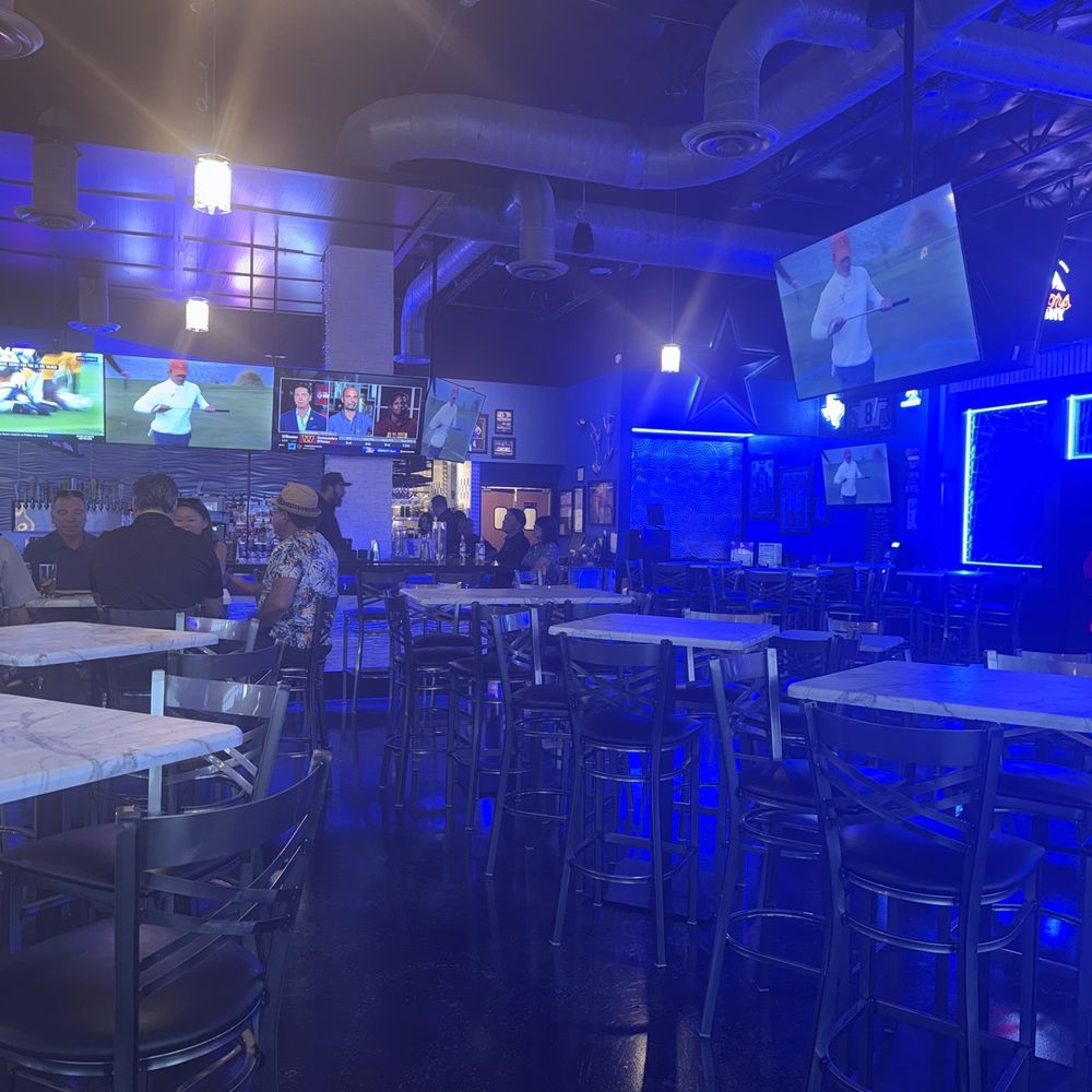 Bobbie's Social House - Sports Bars Near Me - Dallas, Texas Bobbie's Social House - Sports Bars Near Me - Dallas, Texas