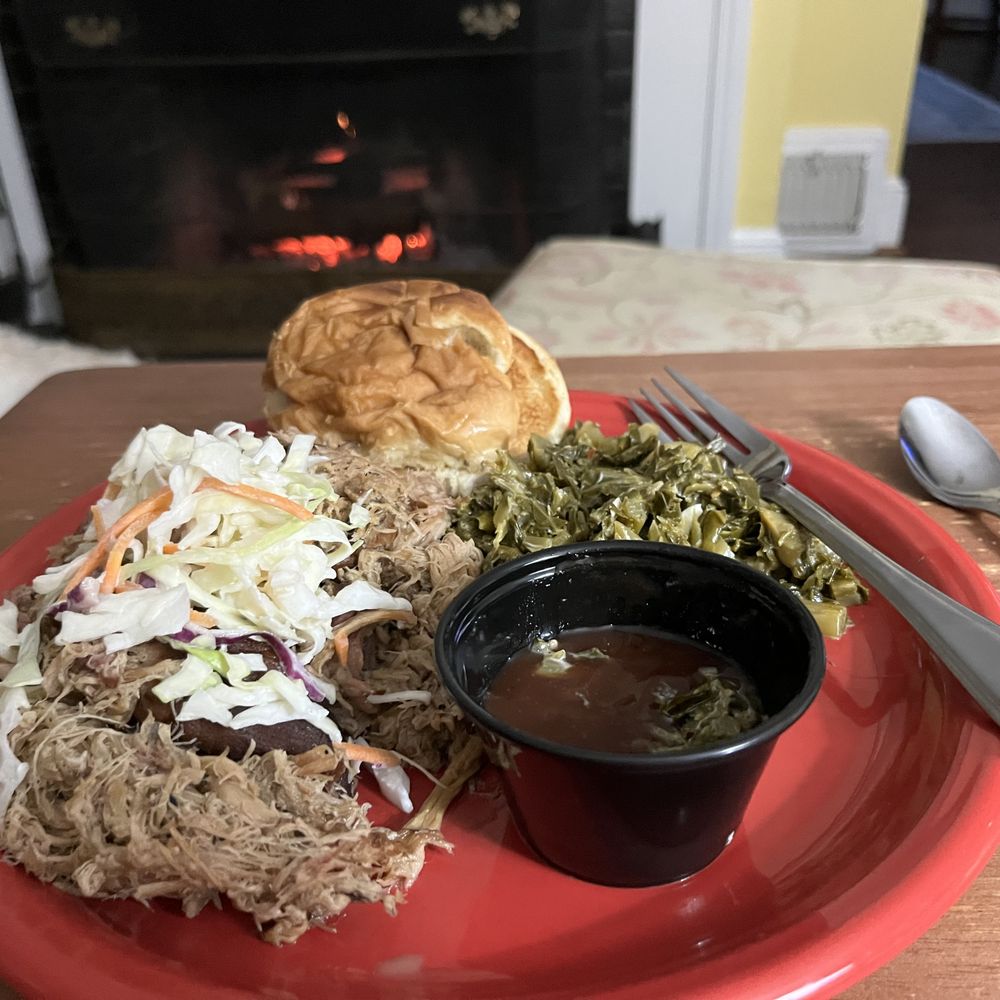 Doveshack's Smoked BBQ - Food Trucks Near Me - Warsaw, Virginia Doveshack's Smoked BBQ - Food Trucks Near Me - Warsaw, Virginia