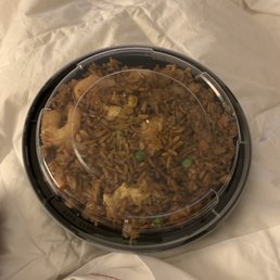 My second order of Shrimp Fried Rice the next day during the snow storm. My second order of Shrimp Fried Rice the next day during the snow storm.