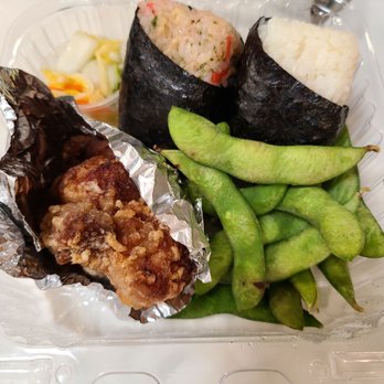 Lagu Cafe - Bento with tuna mayo and yamitsuki onigiri - Cafes Near Me - Irvine, California