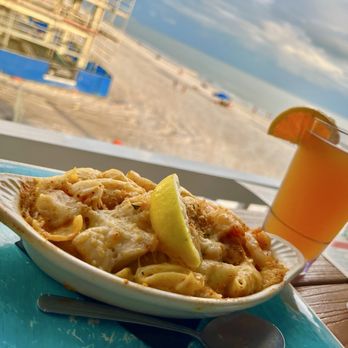 Caddy's Madeira Beach - Lobster Seafood Mac & Cheese - Bars Near Me - Madeira Beach, Florida Caddy's Madeira Beach - Lobster Seafood Mac & Cheese - Bars Near Me - Madeira Beach, Florida