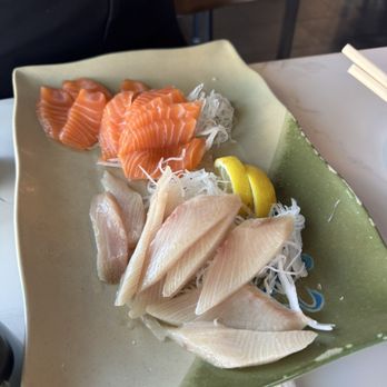 Fuji Sushi Buffet - sashimi (Large) - Sushi Bars Near Me - Vacaville, California