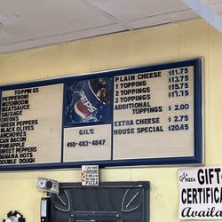 Gil's Pizzas