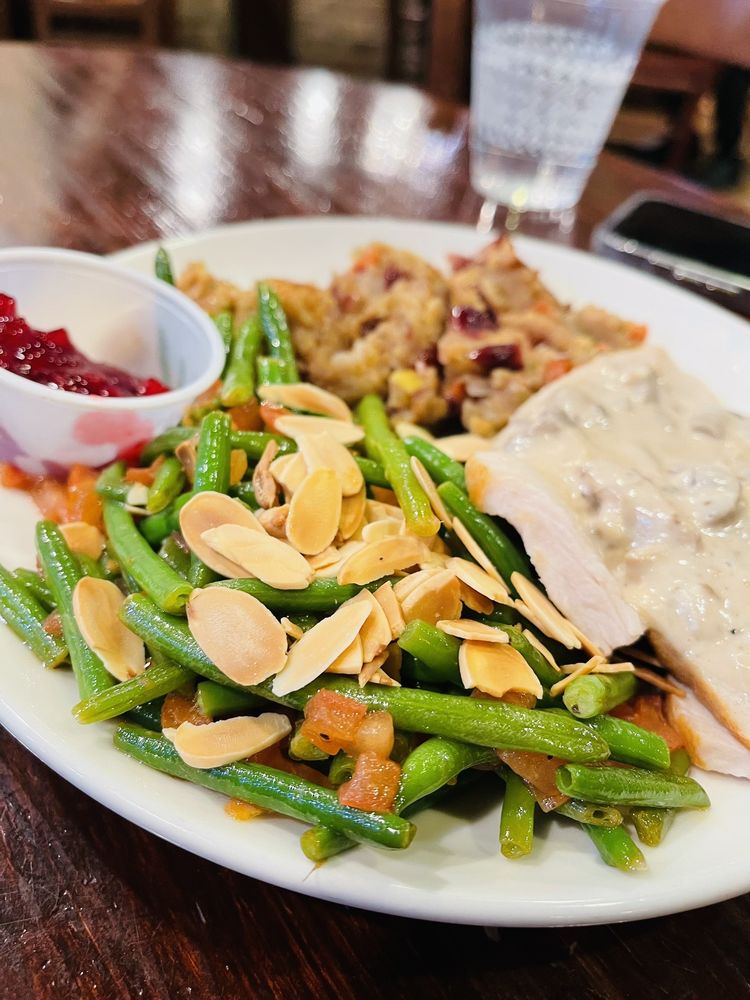 LA MADELEINE Updated September 2024 213 Photos & 256 Reviews 8008