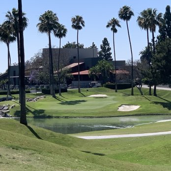 Tustin Ranch Golf Club - 18th green - Golf Near Me - Tustin, California Tustin Ranch Golf Club - 18th green - Golf Near Me - Tustin, California