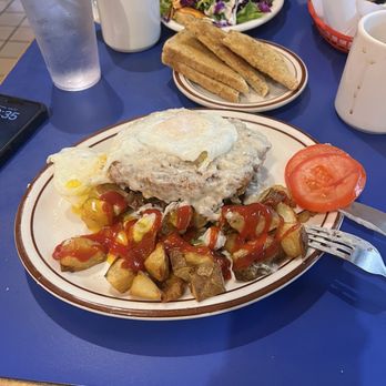 Ginger's Restaurant - Chicken fried steak & I had a salad - Burgers Near Me - Soldotna, Alaska Ginger's Restaurant - Chicken fried steak & I had a salad - Burgers Near Me - Soldotna, Alaska