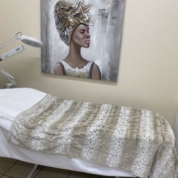 786 Touch & Glow - Hair Salons Near Me - Brooklyn, New York 786 Touch & Glow - Hair Salons Near Me - Brooklyn, New York