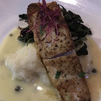 The Crossing - New American Near Me - Clayton, Missouri