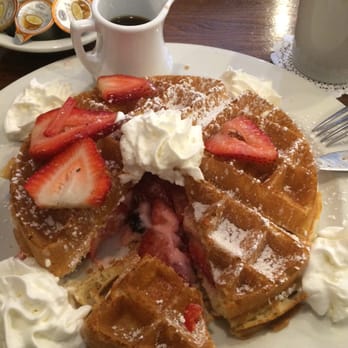 Brunch Cafe-Roselle - Stuffed waffle - Breakfast & Brunch Near Me - Roselle, Illinois