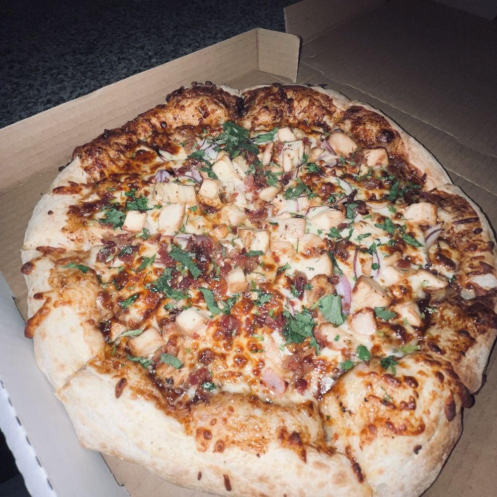 BBQ Chicken Pizza BBQ Chicken Pizza
