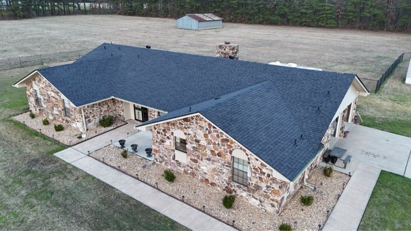 Expert Roof Repair & Replacement in Texarkana | Insurance Claims Welcome - Trusted local roofing contractor serving ArkLaTex with over 8 years of experience. From minor leaks to complete roof replacements, we deliver quality you can see and integrity you can trust. Our certified team handles all residential roofing needs with transparent pricing and exceptional craftsmanship. We work directly with your insurance company to make storm damage claims hassle-free. Family-owned, fully licensed & insured. Call 903-244-2014 for your FREE estimate today!