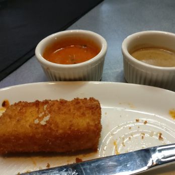 Yard House - Fried Mac and Cheese ... Yup there are six of these and couldn't even finish them all for lunch - New American Near Me - San Antonio, Texas Yard House - Fried Mac and Cheese ... Yup there are six of these and couldn't even finish them all for lunch - New American Near Me - San Antonio, Texas