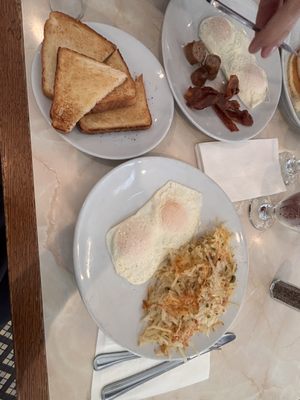 Colonial Diner-East Brunswick by null