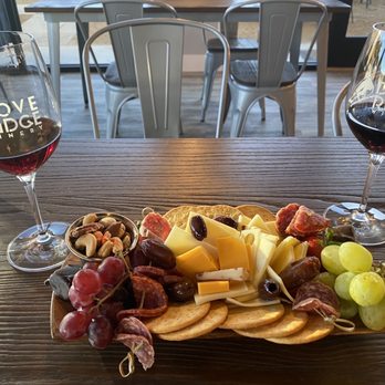 Dove Ridge Winery - Wine Tasting Room Near Me - Weatherford, Texas