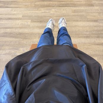La Palma Salon - Resting more than just my hair. Therapy but make it a salon chair. - Hair Salons Near Me - Fresno, California La Palma Salon - Resting more than just my hair. Therapy but make it a salon chair. - Hair Salons Near Me - Fresno, California