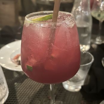 Bella Vino Wine Bar & Tapas - Wine Bars Near Me - St. Charles, Missouri