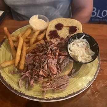 The Rabbit Hole Gastropub - Appalachian bbq sandwich - American Near Me - Harpers Ferry, West Virginia The Rabbit Hole Gastropub - Appalachian bbq sandwich - American Near Me - Harpers Ferry, West Virginia