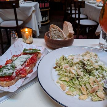Felice 56 - Italian Near Me - New York, New York