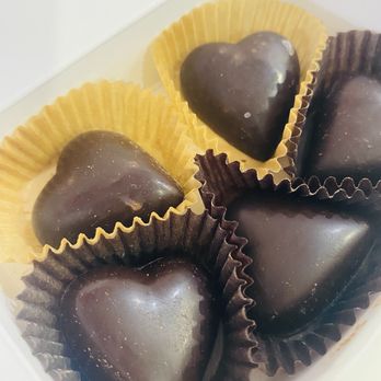 Zimt Chocolates - Heart Shape Chocolate - Chocolatiers & Shops Near Me - Vancouver, British Columbia Zimt Chocolates - Heart Shape Chocolate - Chocolatiers & Shops Near Me - Vancouver, British Columbia