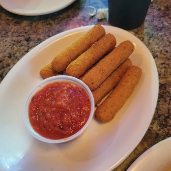 Giuseppe's Pizza & Italian Specialities - Fried mozzarella sticks - Italian Near Me - Augusta, Georgia