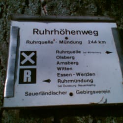 Die Ruhr Bei Steele - 244 km