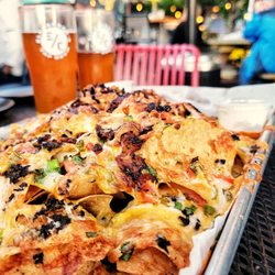 Eli Cannon's - pulled pork nachos