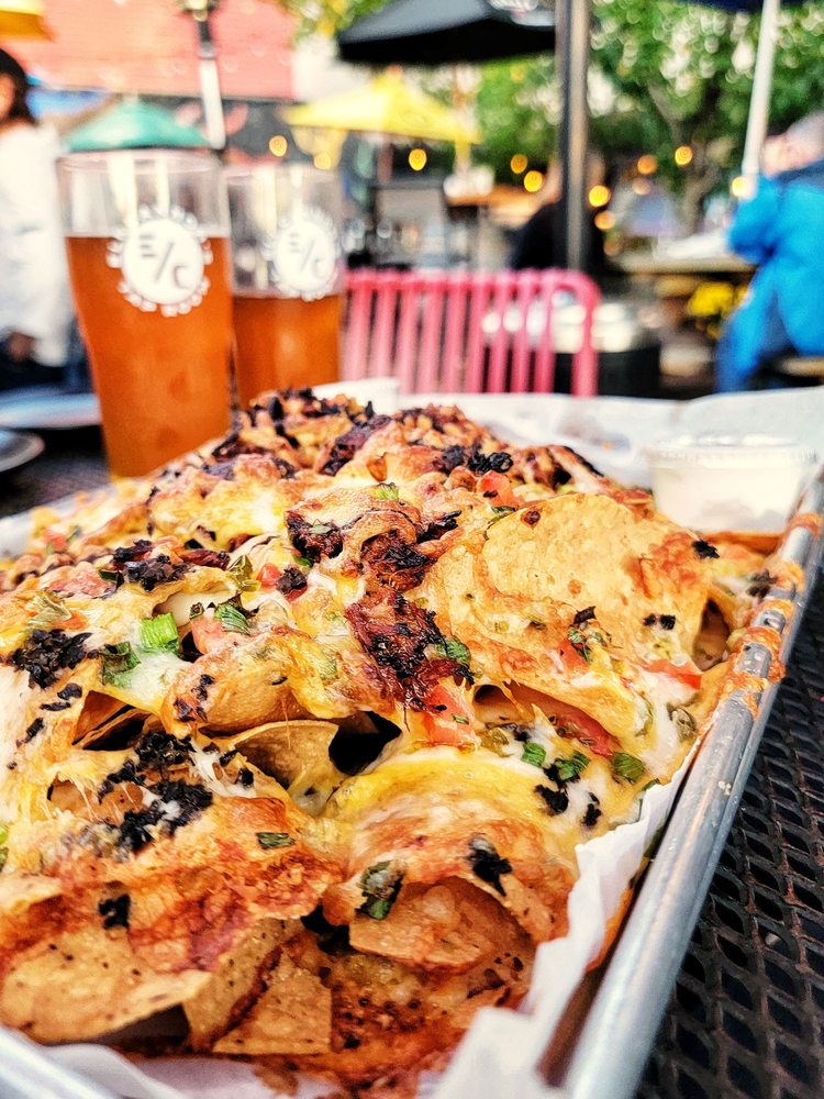 Social spots from Eli Cannon's