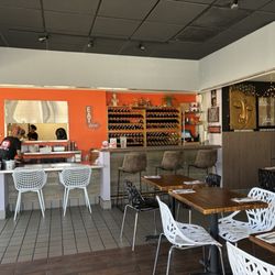 Thai This - Interior